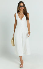 V Neck Sleeveless Under Bust Seam Circular Skirt Dress in White
