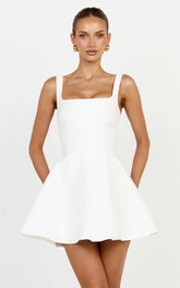 Scoop Neck Fit And Flare Dres in White