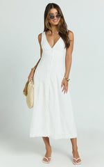 V Neck Sleeveless Under Bust Seam Circular Skirt Dress in White