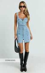 Square Neck Zip Front Sleeveless Bodycon Denim in Light Blue Wash